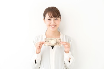 毎月1万円の配当金ゲット！必要な金額と投資のコツを紹介
